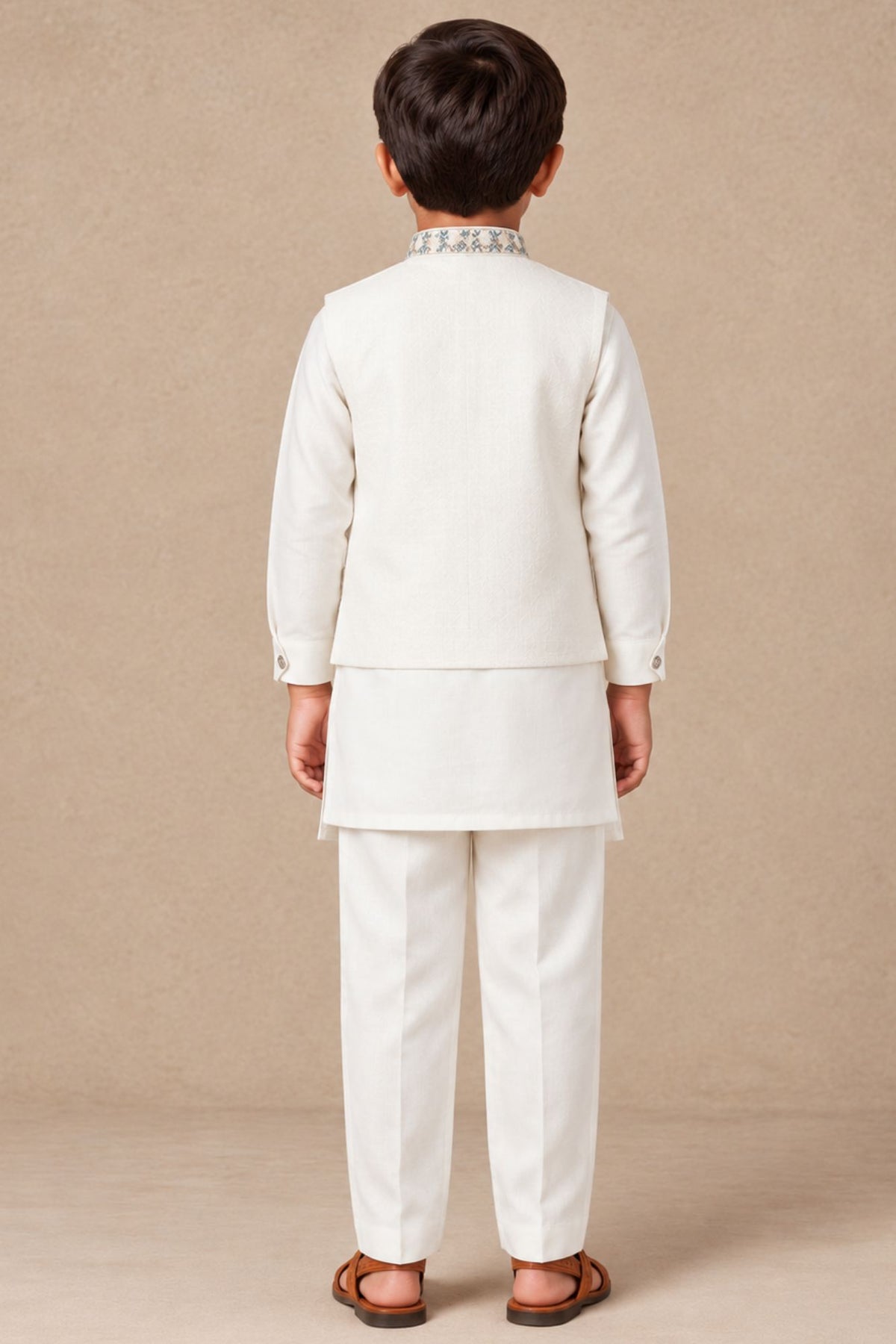Boys Ivory Floral Embroidered Kurta Set With Jacket