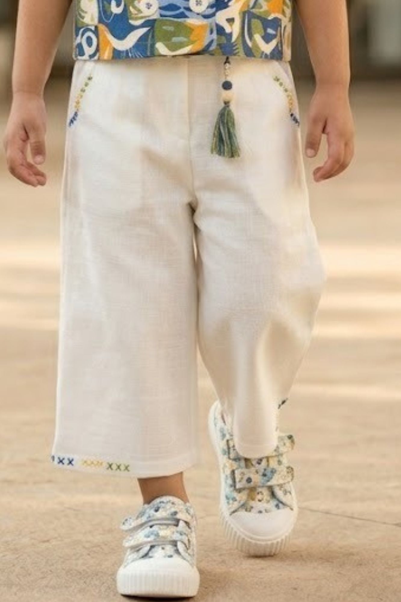Girls Floral Print Waistcoat Co-Ord Set with Top And Wide-Leg Culotte Pants