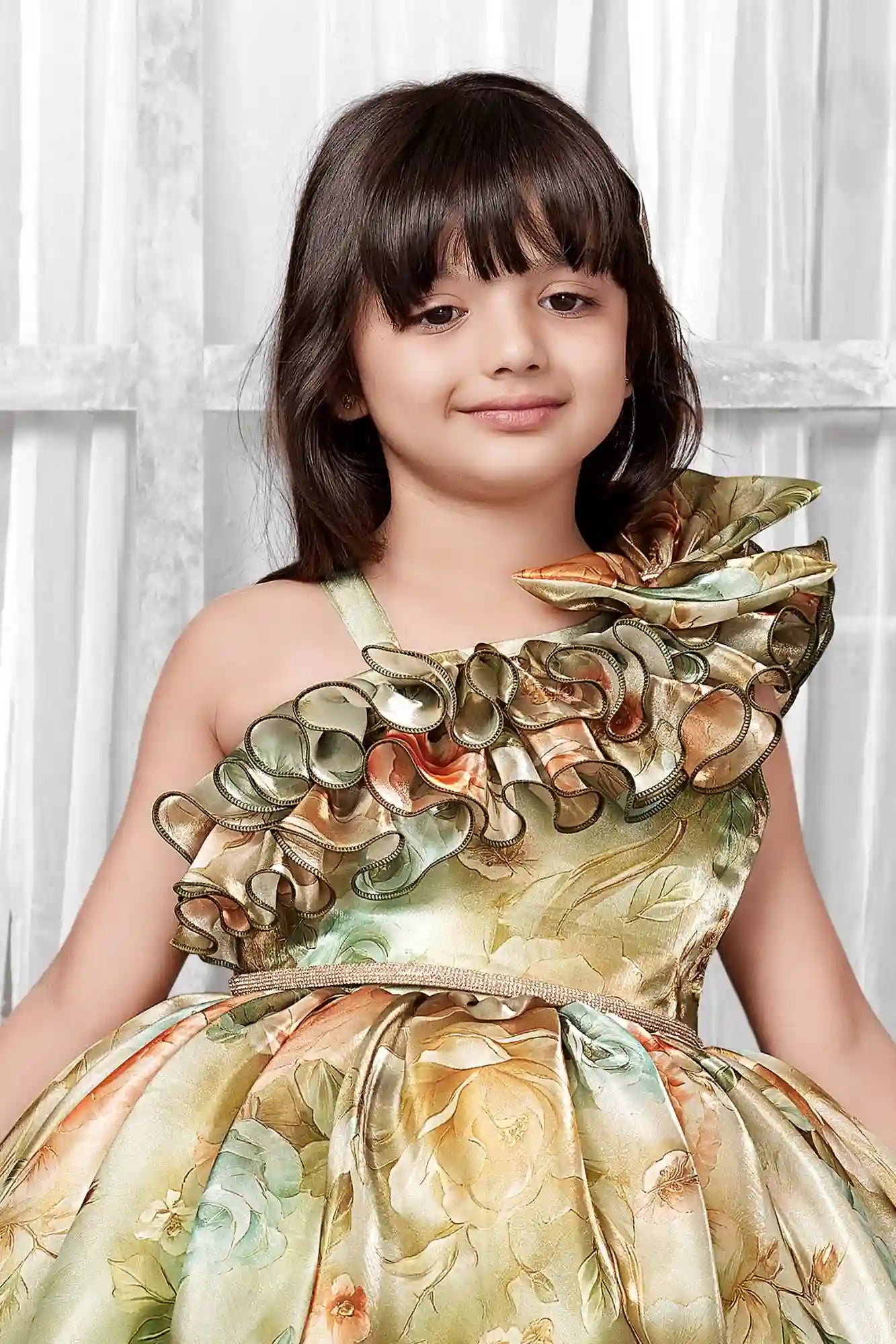 One-Shoulder Floral Party Dress with Ruffle Neckline For Girls