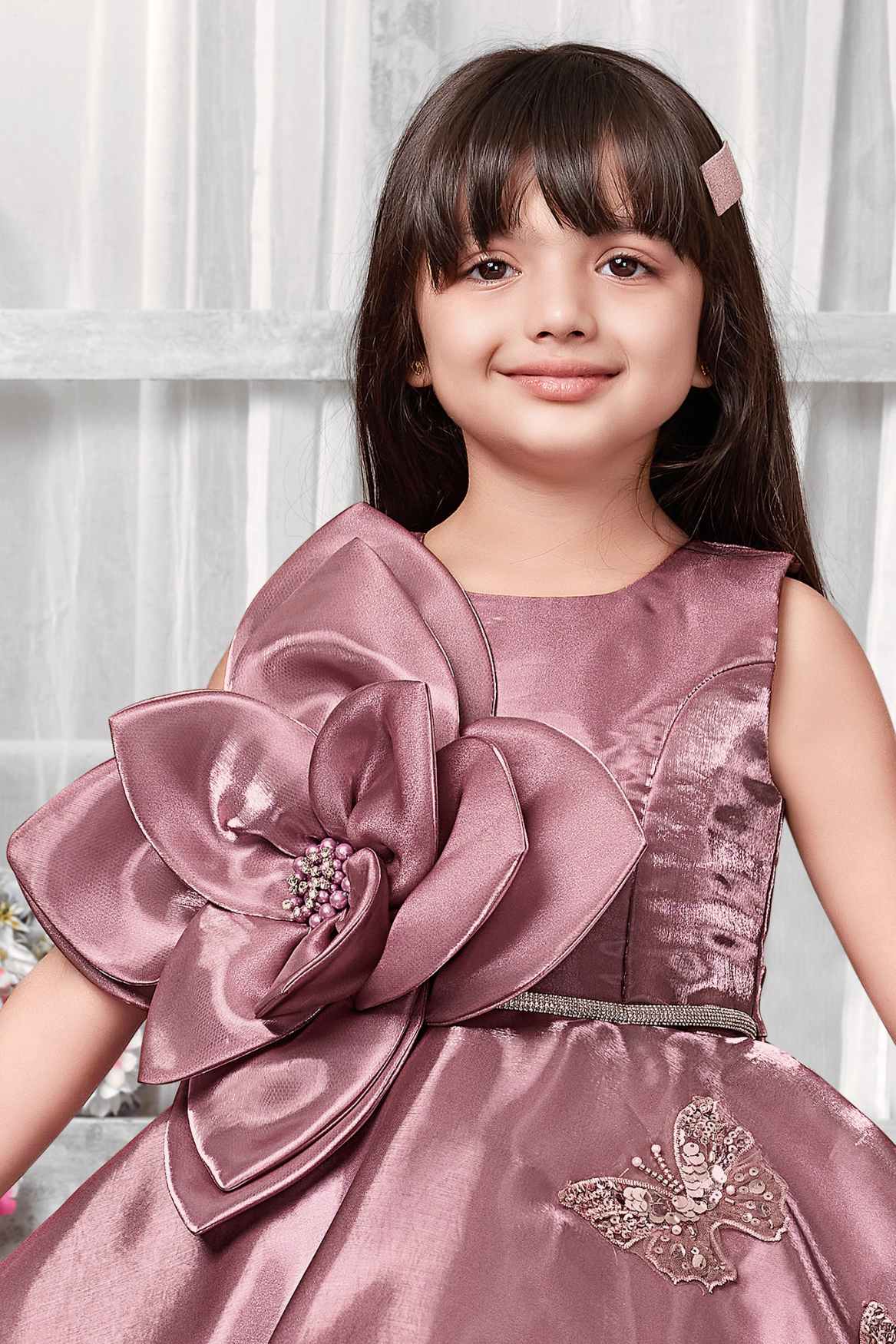 Dusty Pink Party Frock With Big Flower And Butterfly Design For Girls 2-3Y (20) Dusty Pink Party Frock With Big Flower And Butterfly Design For Girls 2-3Y (20)