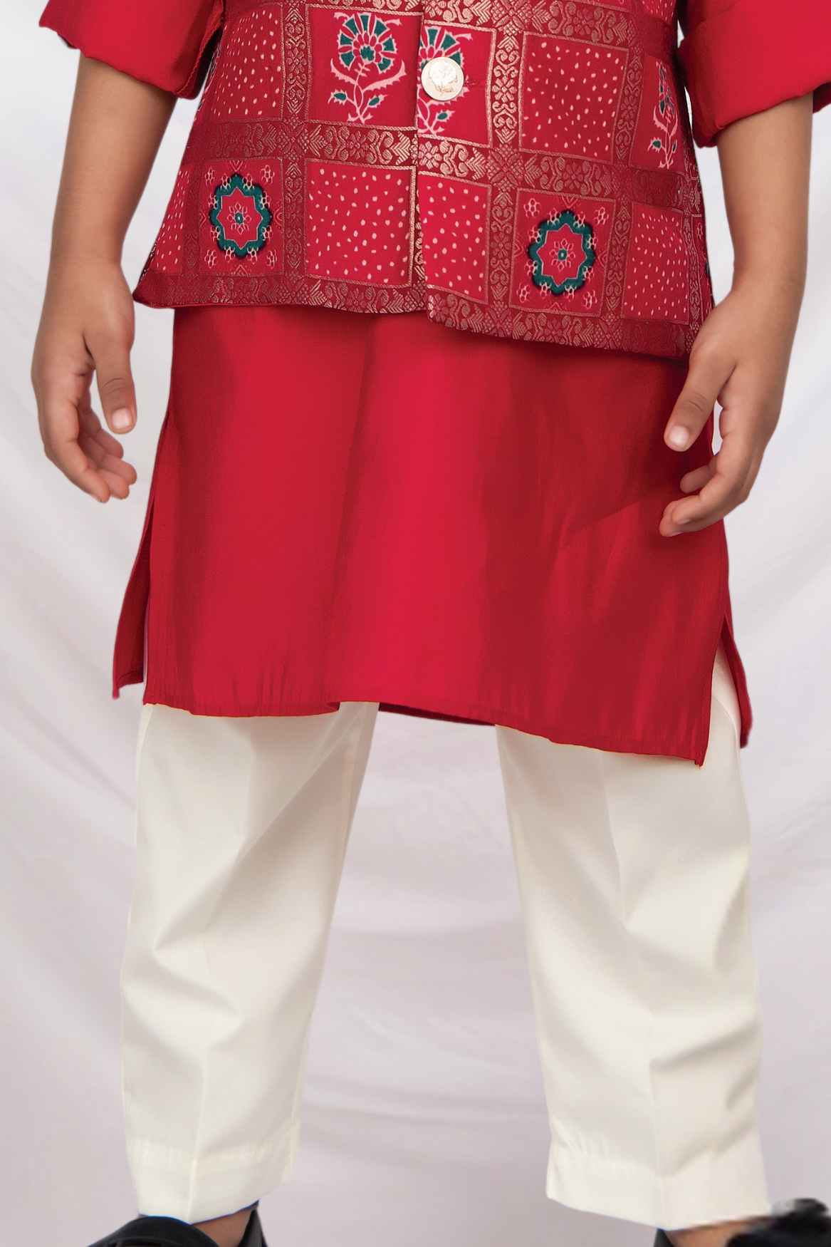 Red Jaipuri Printed Waist Coat And Kurta With Cream Pant Set For Boys