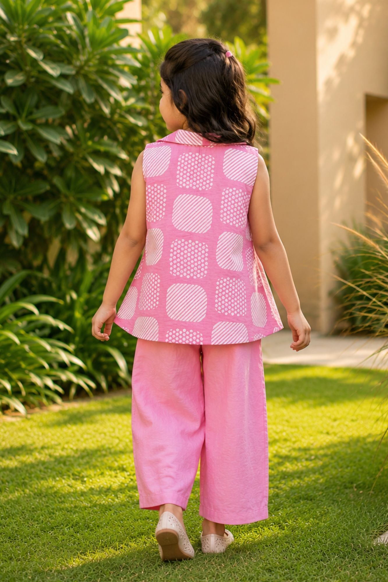 Girls Pink Printed Waistcoat Co-Ord Set with Inner Top And Wide-Leg Pants