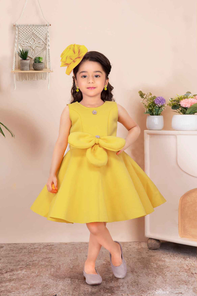 little yellow dress Yellow Sleeveless With Bow Embellishment And Stone Frock For Girls – Lagorii Kids