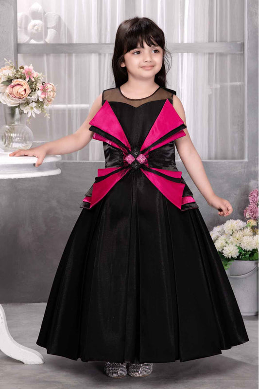 Black Sleeveless With Bow Embellished Gown For Girls