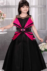 Black Sleeveless With Bow Embellished Gown For Girls