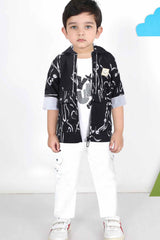 Black Printed Hoodie With White T-Shirt And Pant Set For Boys