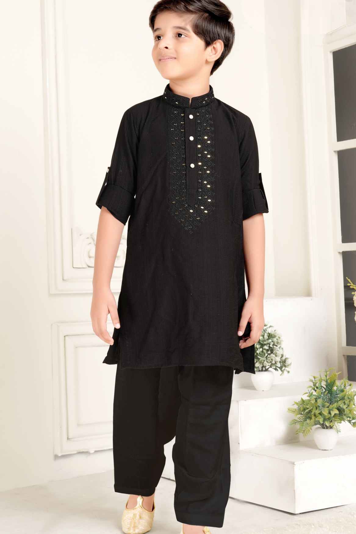 Black Mirror Work And Embroidery Pathani Kurta Set For Boys