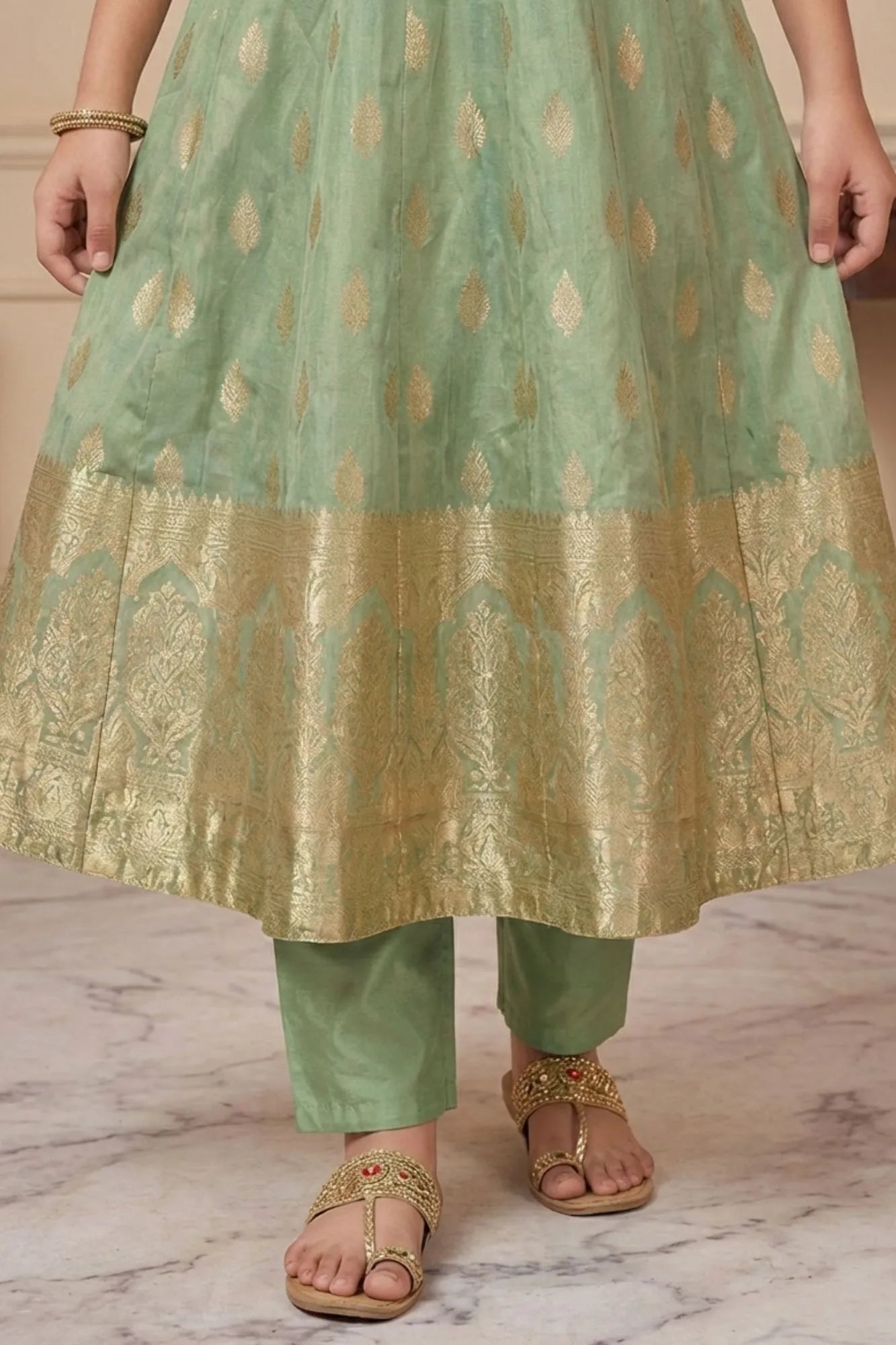 Girls Mint Green  Kurta Set With Dupatta