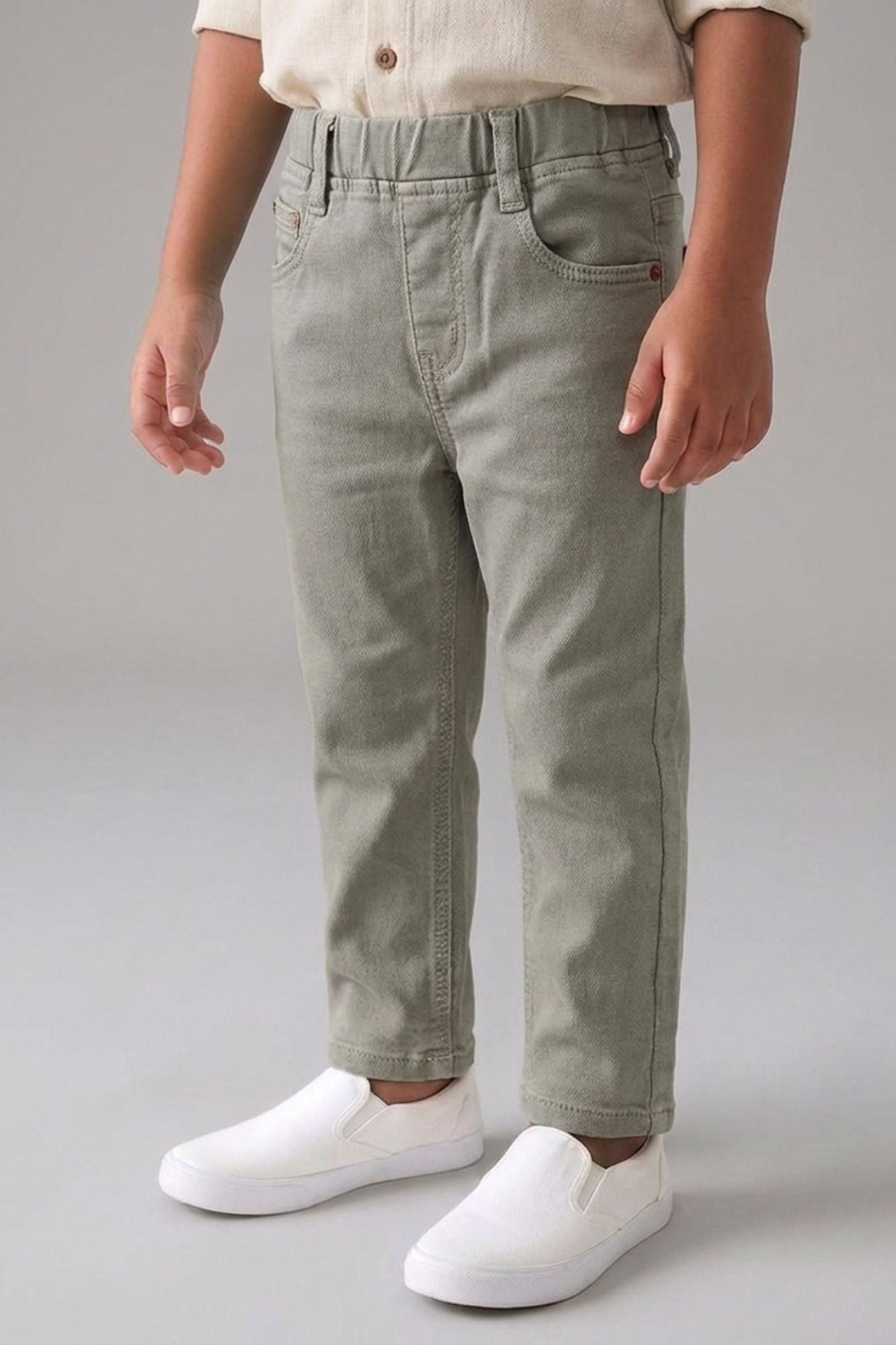 Pista Green Solid Casual Pant