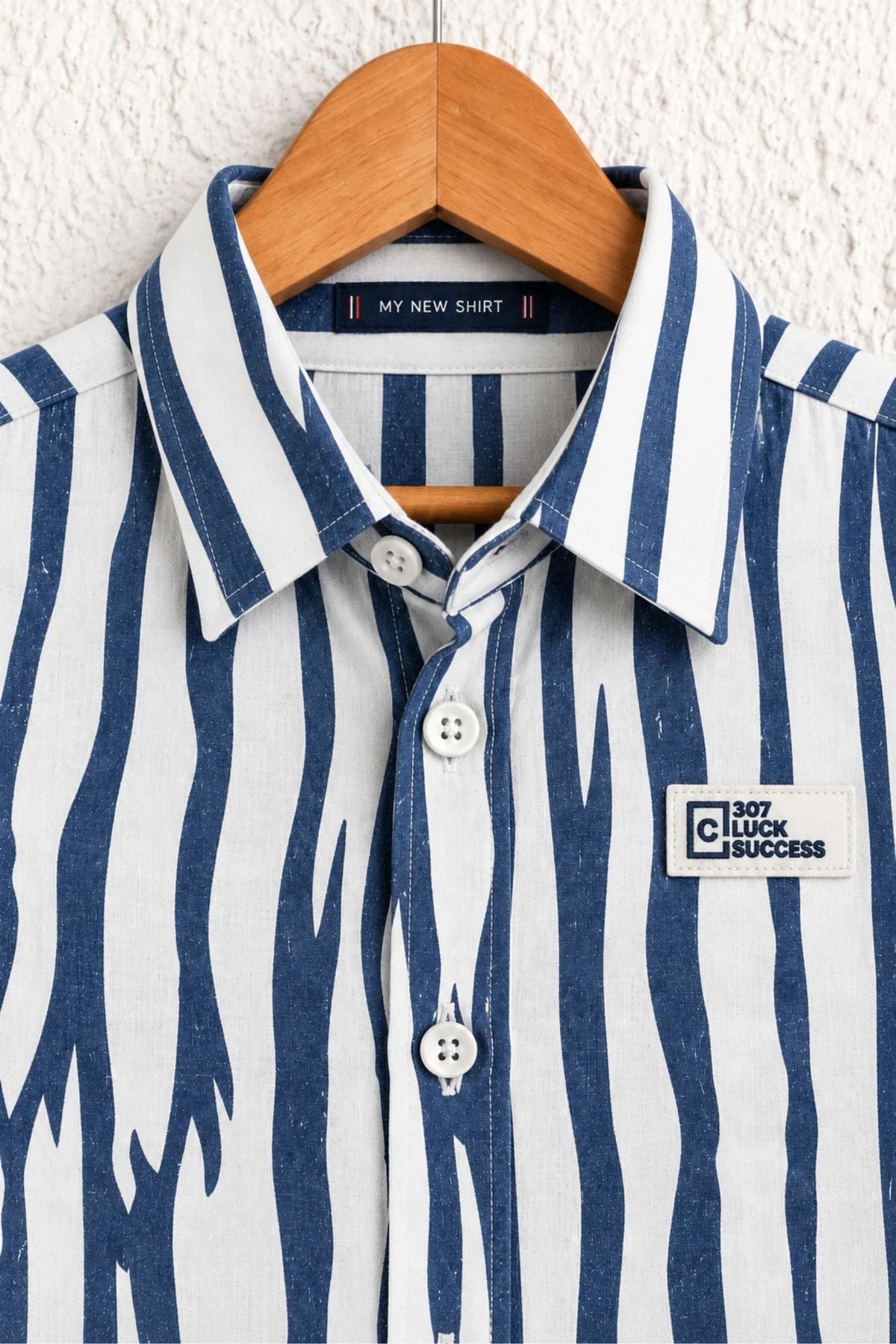 Boys White & Blue Abstract Striped Printed Full Sleeves Shirt