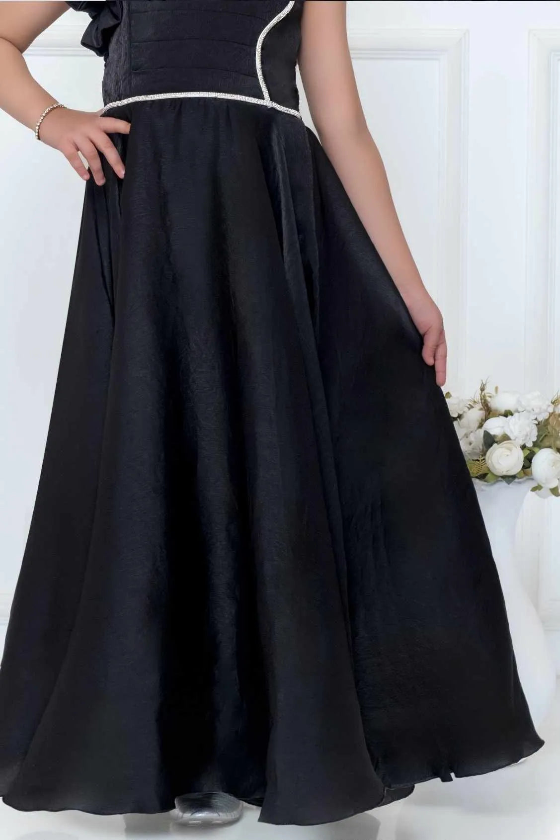 Black One-Shoulder Party Wear Gown For Girls
