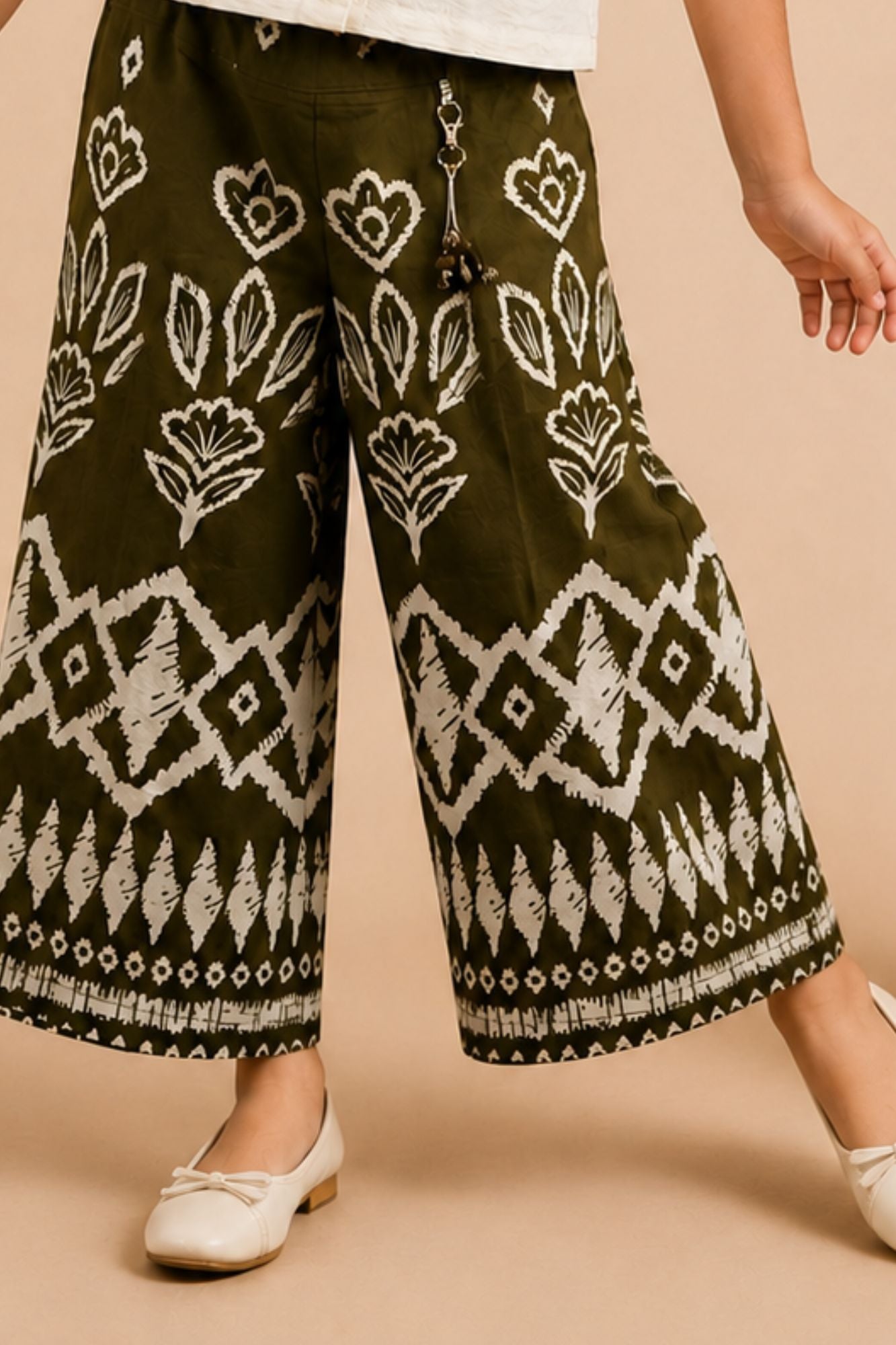 Girls Green Puff Sleeve Shirt Top And Printed Wide-Leg Culotte Co-Ord Set