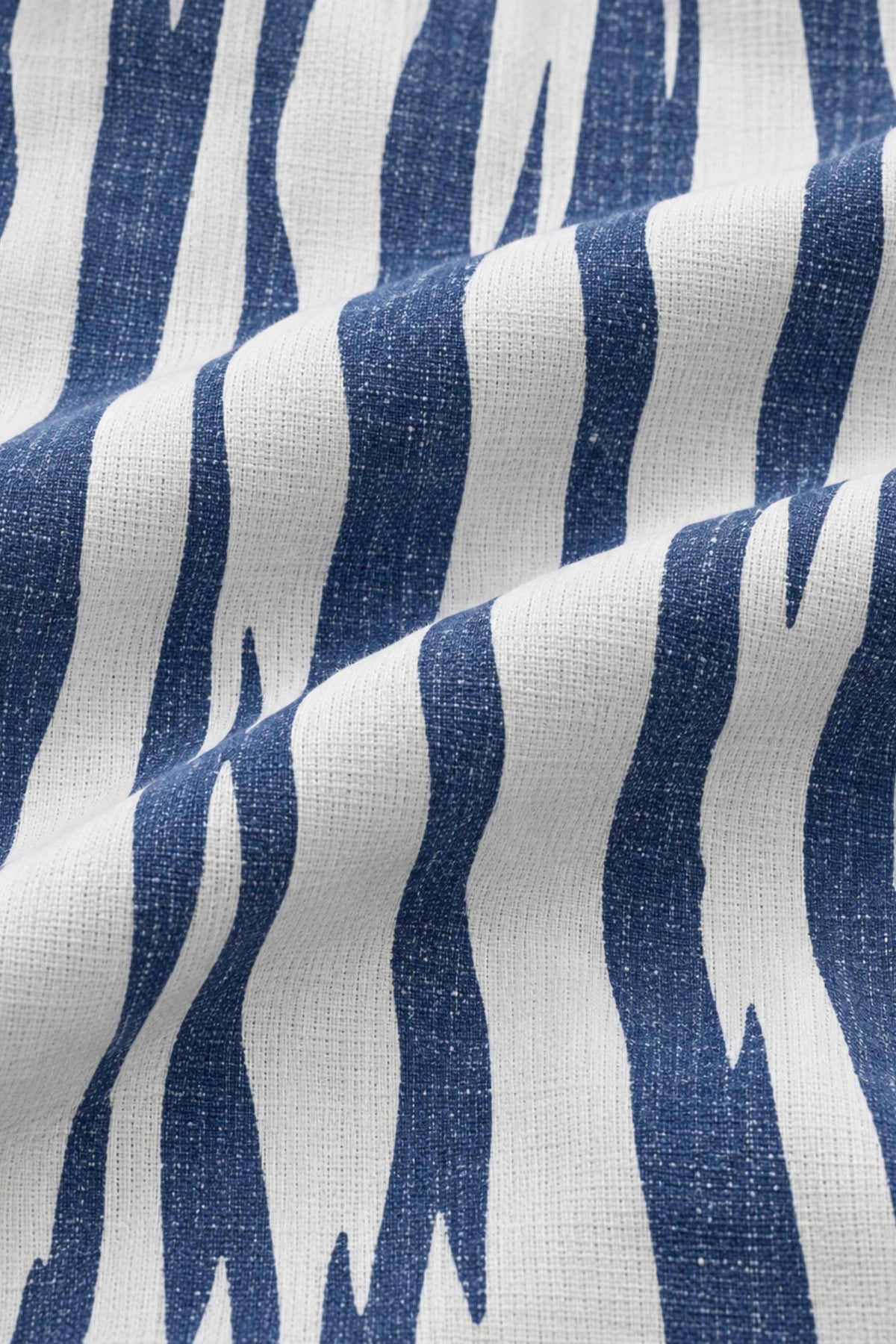 Boys White & Blue Abstract Striped Printed Full Sleeves Shirt