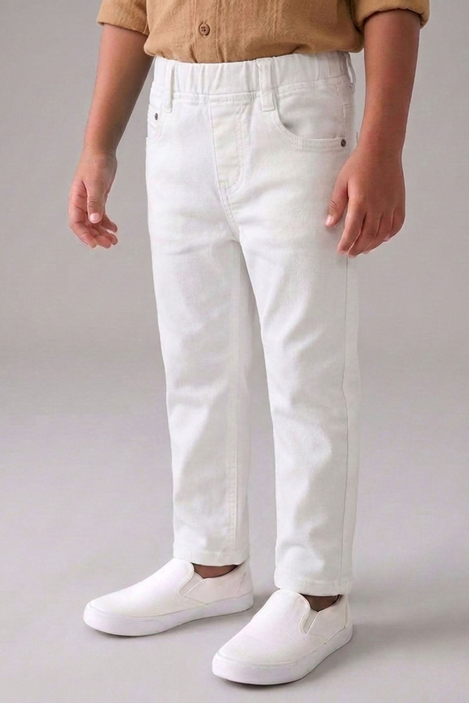 White Solid Casual Pant