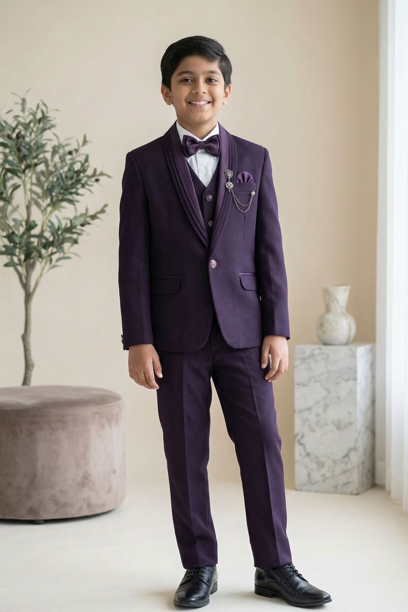 Wine Embroidered 5-Piece Suit Set With Brooch For Boys
