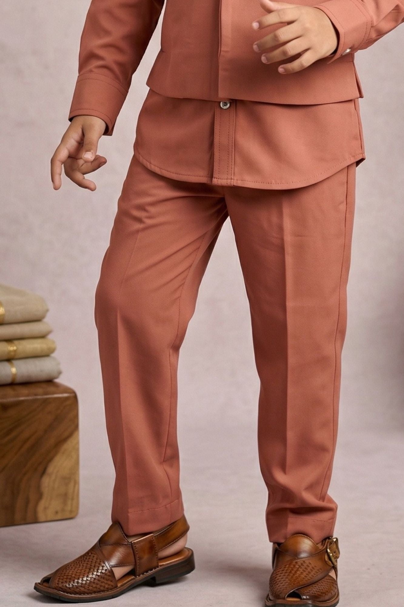 Coral Embroidered Kurta Set With Mandarin Collar For Boys
