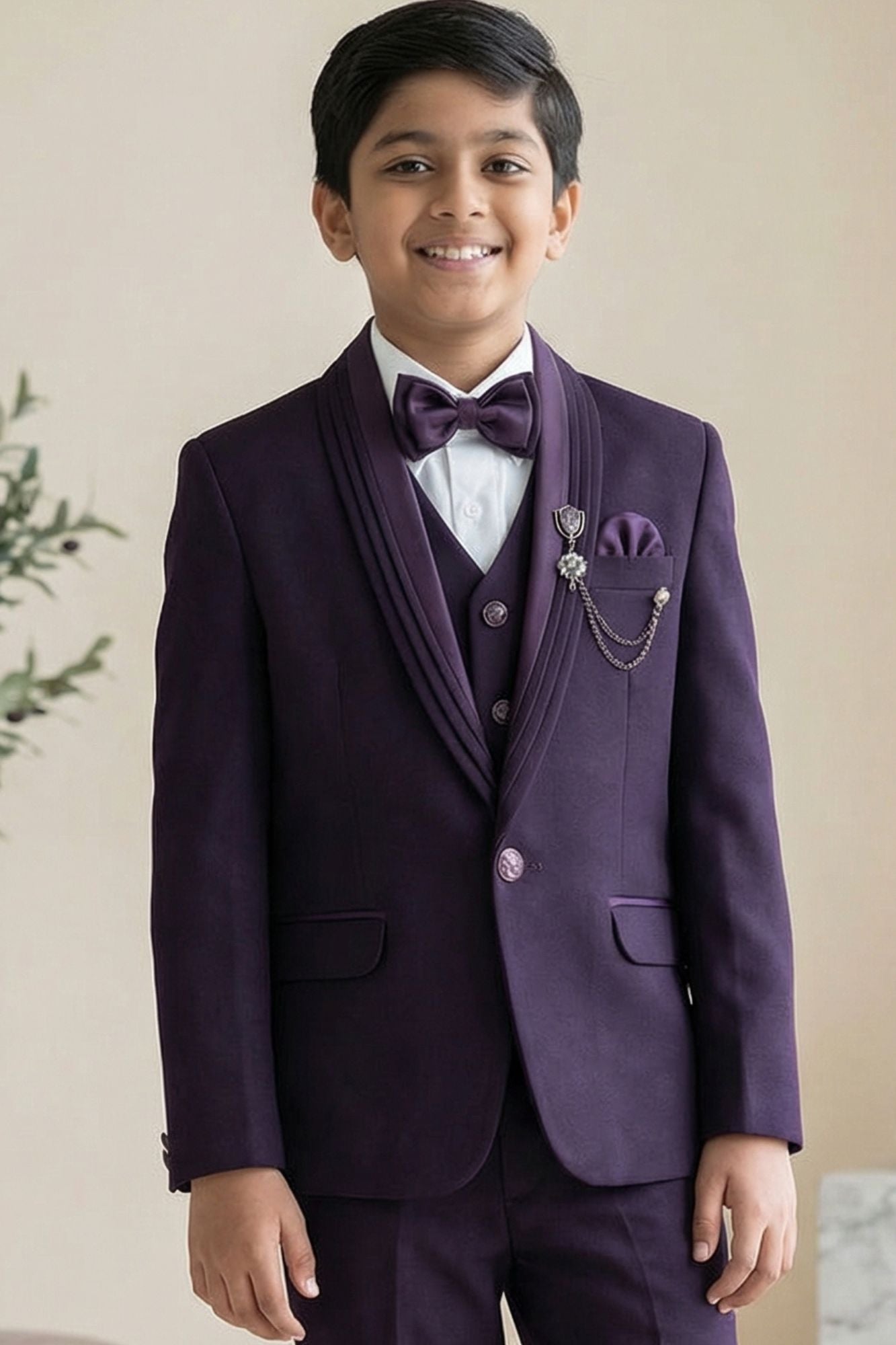 Wine Embroidered 5-Piece Suit Set With Brooch For Boys