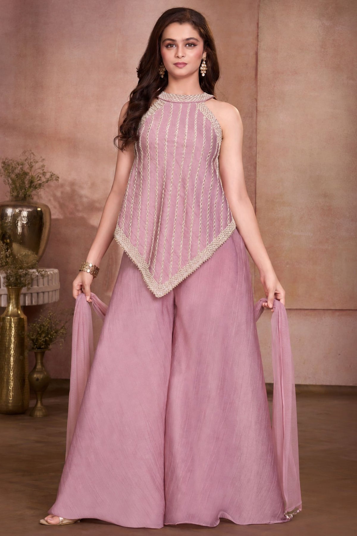 Girls Dusty Pink Vertical Chain-Like Pattern Zari Embroidered Palazzo Set