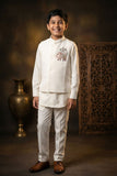 White Embroidered Kurta Set With Mandarin Collar For Boys