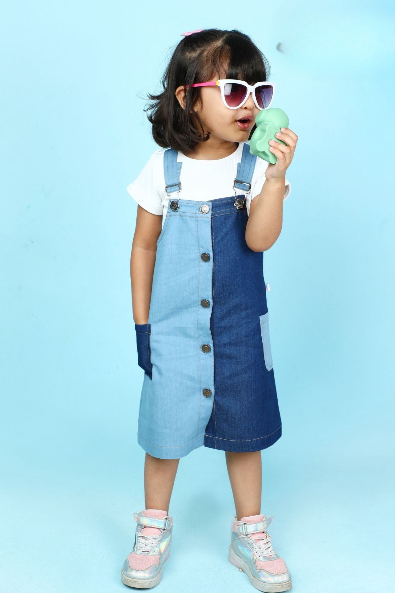 Girls Blue Denim Dual-Tone Dungree With White Tee