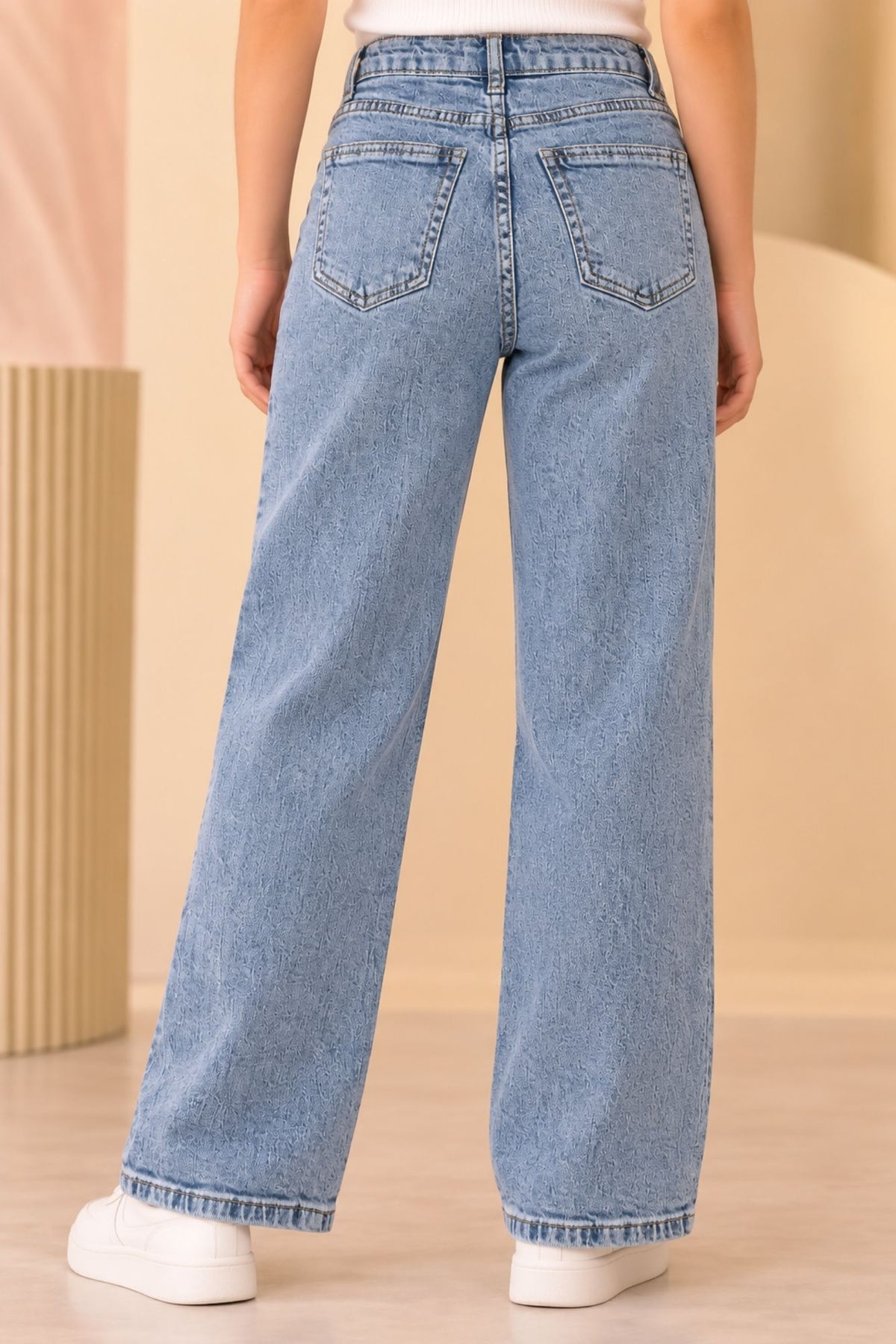 Girls Light Blue Floral Applique Straight Fit Denim Jeans