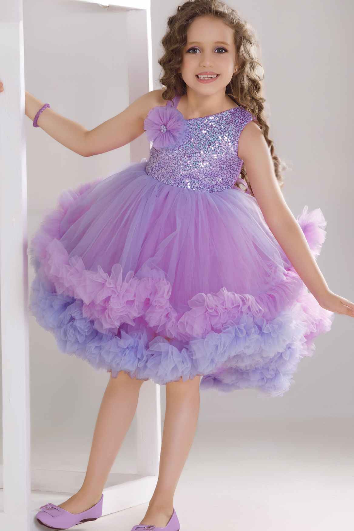 Purple Sequin Bodice Party Frock with Layered Ruffle Hem For Girls - 2-3Y (20) Purple Sequin Bodice Party Frock with Layered Ruffle Hem For Girls - 2-3Y (20)