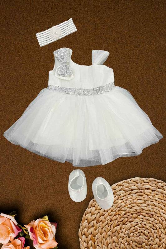 White Sleeveless And Bow Embellished With Sequins Work Frock For Girls