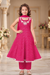 Girls Pink Embellished Kurta Set With Dupatta