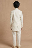 White Embroidered Kurta Set With Mandarin Collar For Boys