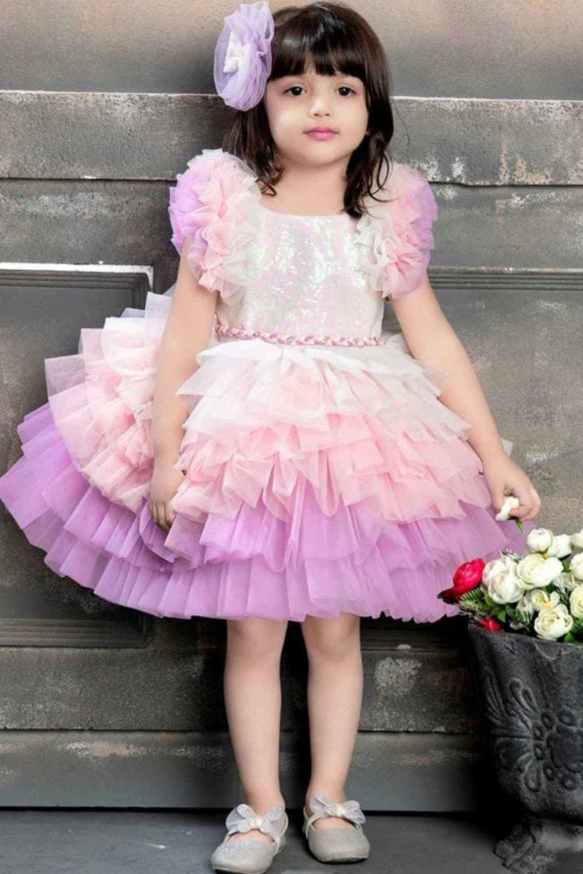 فستان لافندر متعدد الطبقات للفتيات