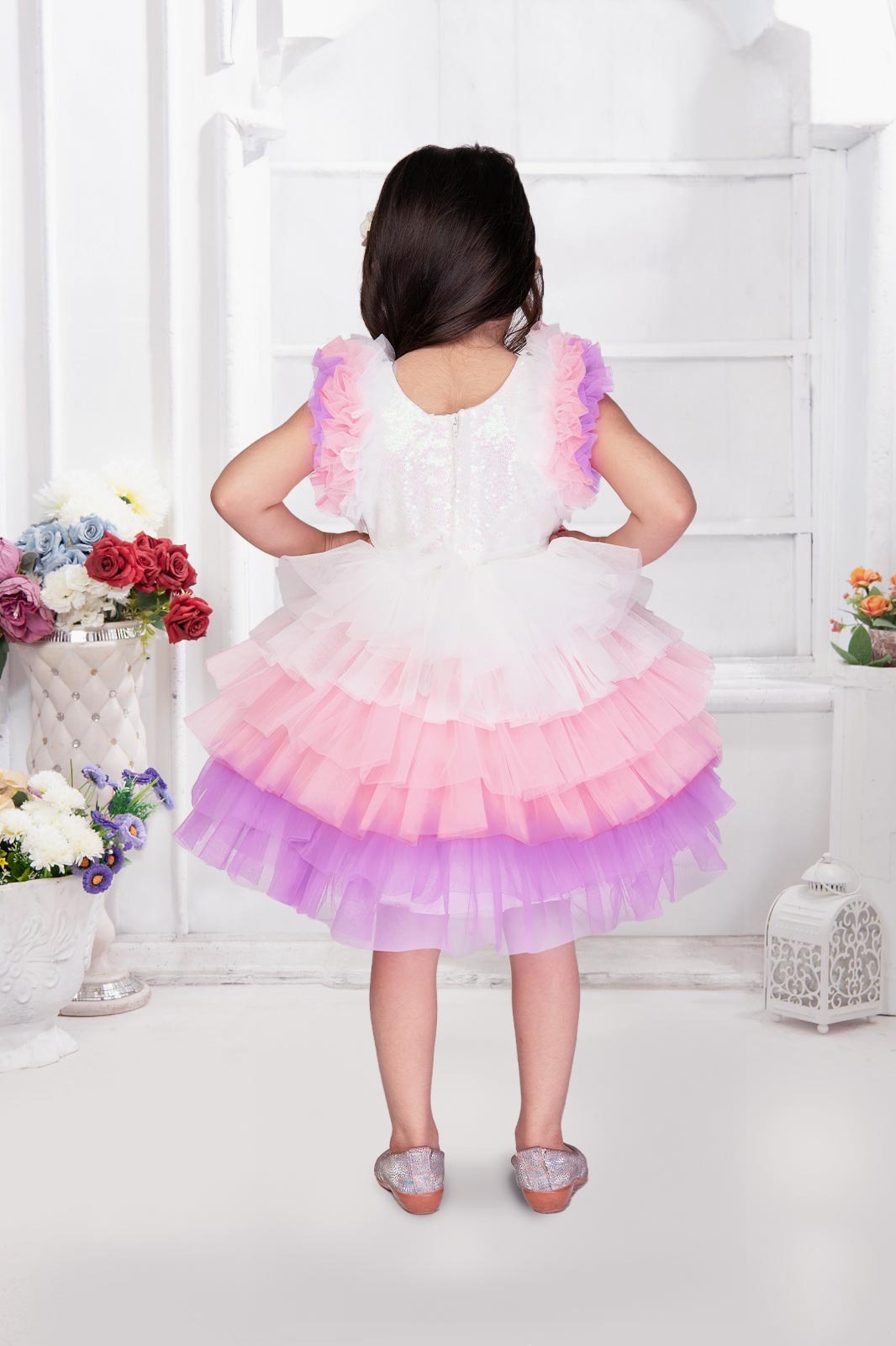 فستان لافندر متعدد الطبقات للفتيات