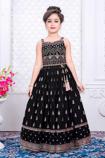 Printed Semi Stitched MF-72 Black Colour Dulhan Kotty Lehenga, Sleeveless,  Party Wear at Rs 2249 in Surat