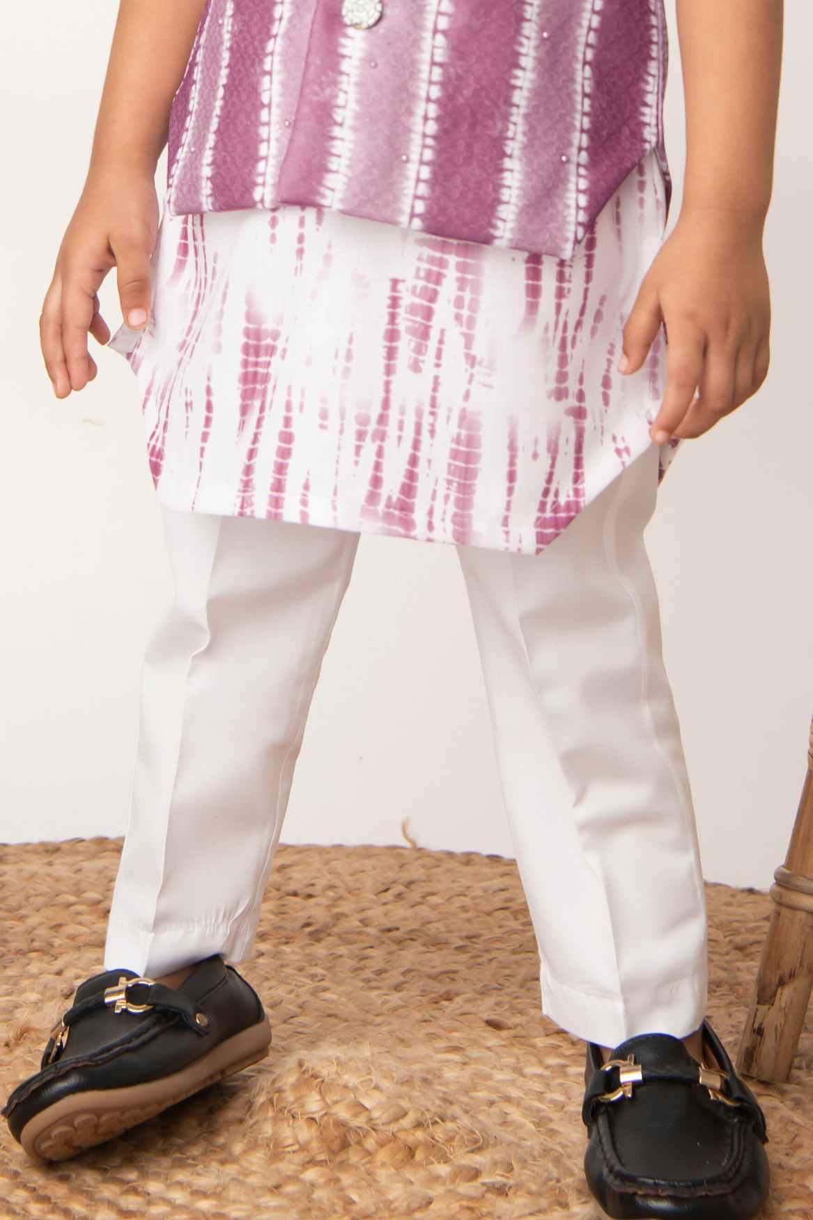 Little Collar's Lavender Tie And Dye Pattern Kurta With Bandi Set For Boys - Lagorii Kids