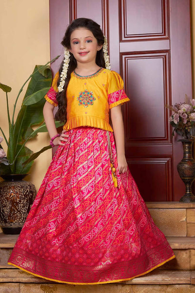 20 Eye Catchy Banarasi Lehenga Designs